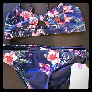Roxy Girl bathing suit. Size 8 Brand new